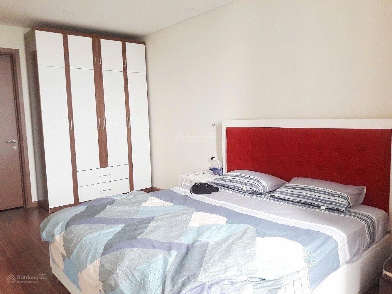 Cho thuê CHCC N01T5 Ngoại Giao Đoàn, 2PN, full nội thất,view hồ, giá thuê 17tr/th.Vào ở được luôn