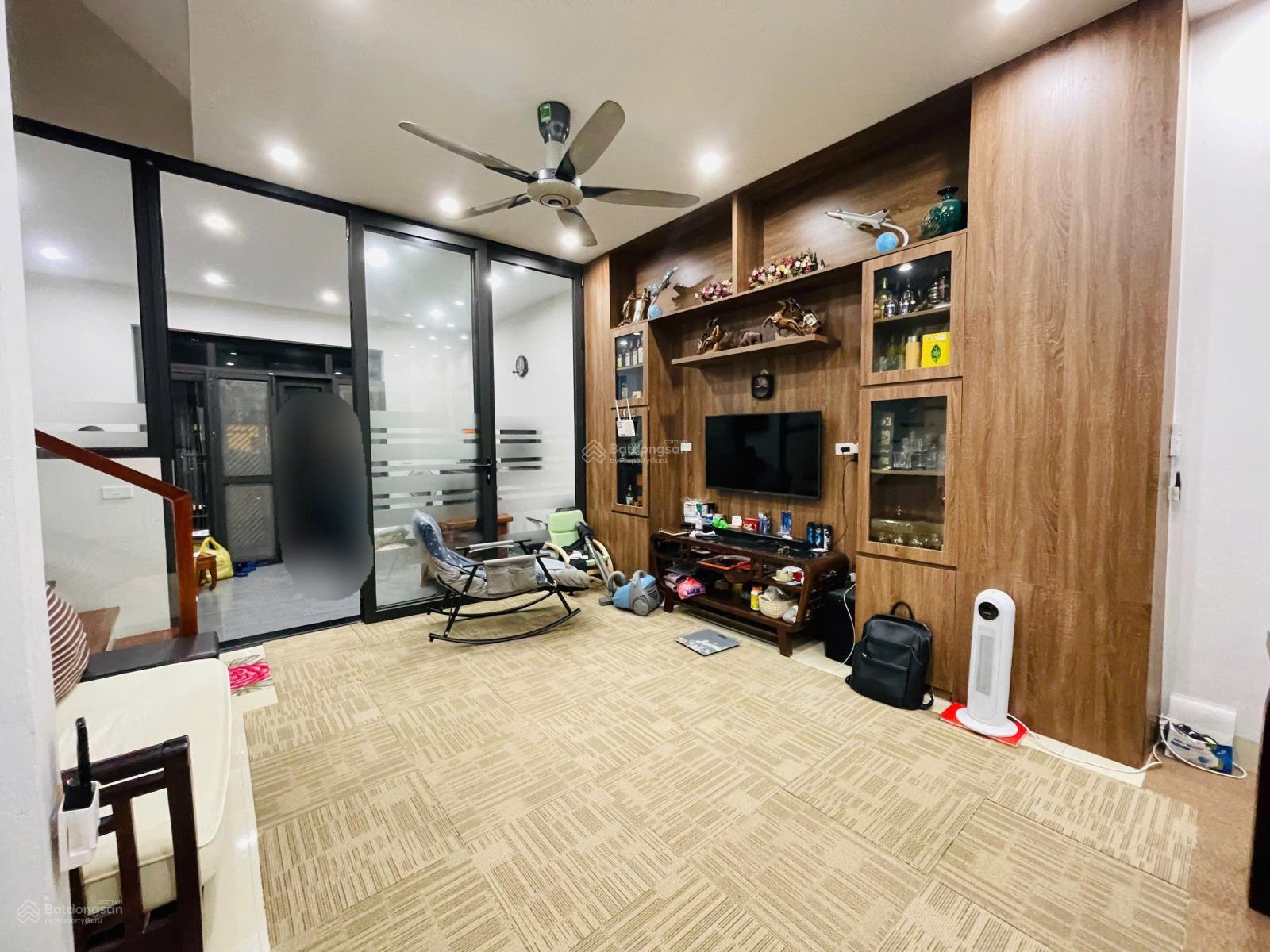 Bán Liền Kề Thanh Xuân, ô tô tránh, kinh doanh tốt, sát chân đế chung cư. Dt 69m2, 4 tầng, mặt 5m Bán Liền Kề Thanh Xuân, ô tô tránh, kinh doanh tốt, sát chân đế chung cư. Dt 69m2, 4 tầng, mặt 5m