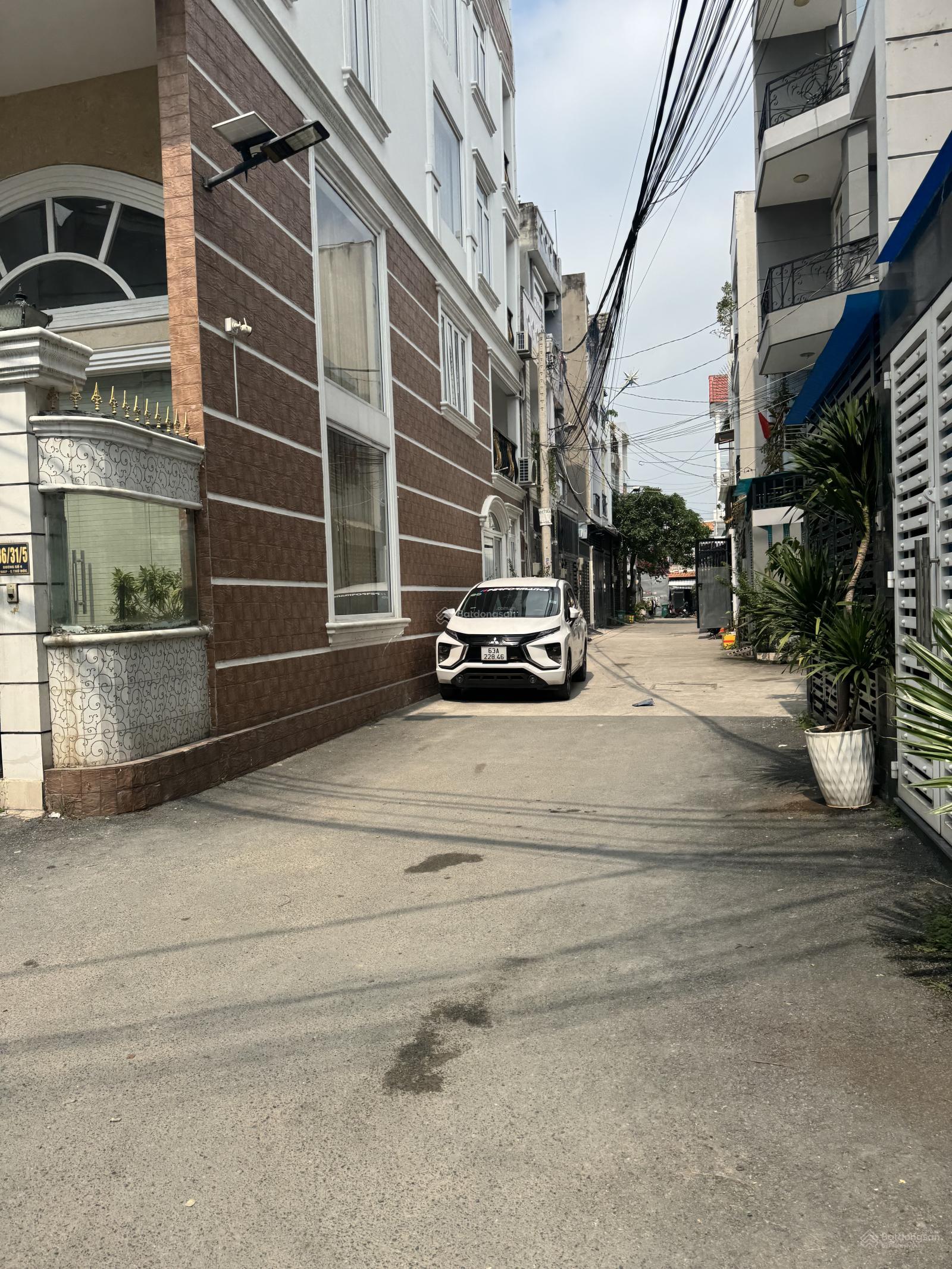 THỦ ĐỨC - BÁN NHÀ ĐƯỜNG XE TẢI - ĐỐI DIỆN VẠN PHÚC CITY - VỊ TRÍ ĐẸP - 4,7 TỶ!