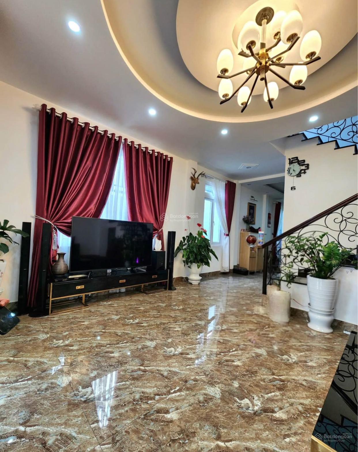 BIỆT THỰ GÓC 2 MẶT TIỀN NGUYỄN TRUNG TRỰC, P.4 ĐÀ LẠT