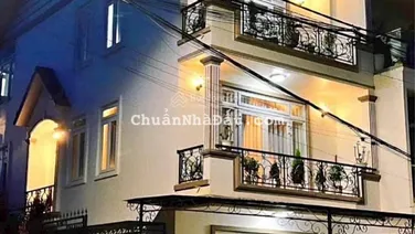 BIỆT THỰ GÓC 2 MẶT TIỀN NGUYỄN TRUNG TRỰC, P.4 ĐÀ LẠT