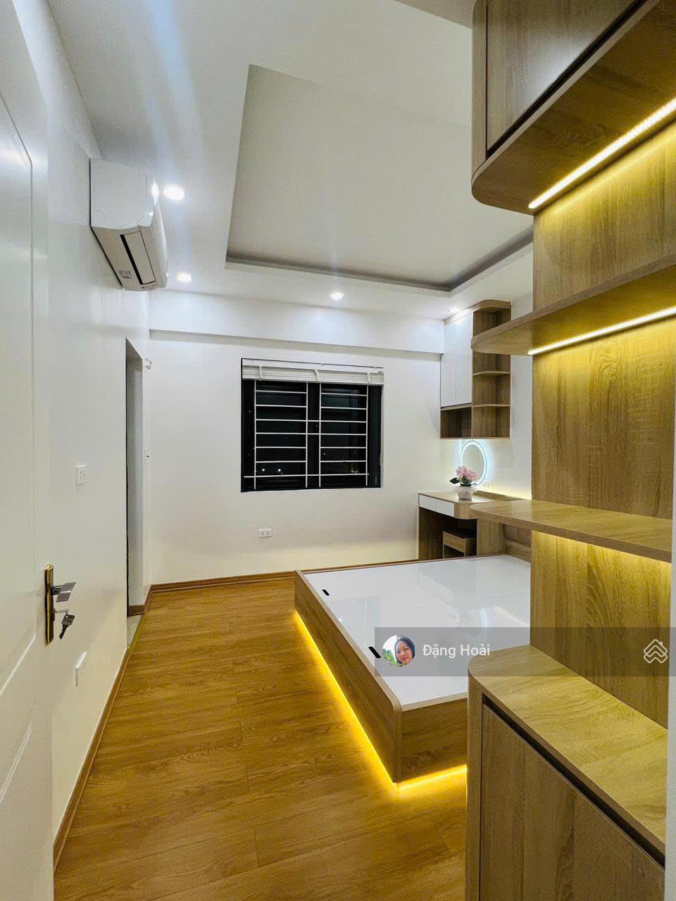 TÒA OCT1 ĐN1 Bắc Linh Đàm  85m2 căn góc view hồ kép, sổ đỏ