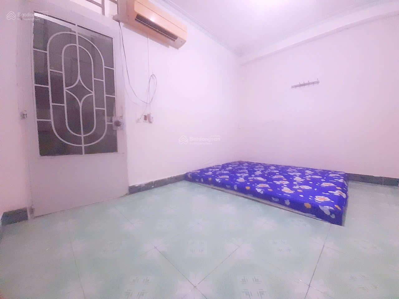 Phòng mới, nội thất đầy đủ, có ban công chính chủ, giờ giấc tự do Phòng mới, nội thất đầy đủ, có ban công chính chủ, giờ giấc tự do