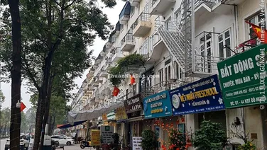 SIÊU HOT MẶT HỒ - ĐƯỜNG 30M - HOÀN THIỆN THANG MÁY - GIÁ 24 TỶ