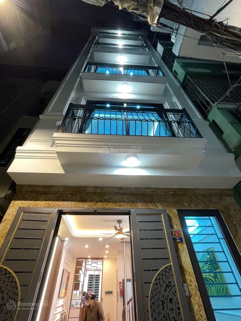 NHÀ ĐẸP PHỐ LÒ ĐÚC - MỚI KÍNH KOONG - LÔ GÓC 3 THOÁNG - 6 TẦNG THANG MÁY - 30M RA MẶT PHỐ - SĐCC