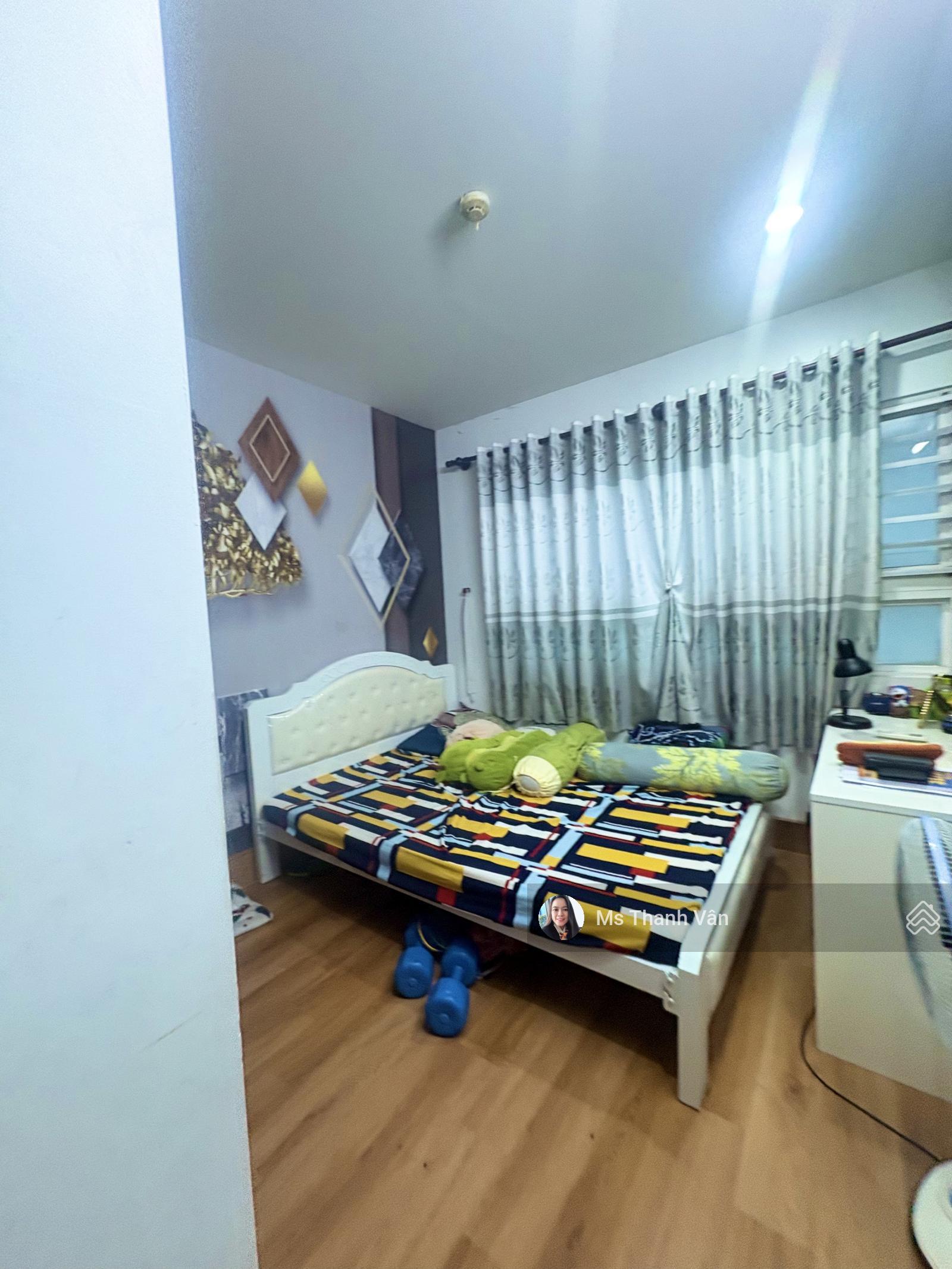 chủ bán Căn hộ có Sổ hồng An Phú Hậu Giang Q6 83m2 3,8 tỷ 3pn 2wc lầu thấp đủ nt 0938 295 *** ở liền