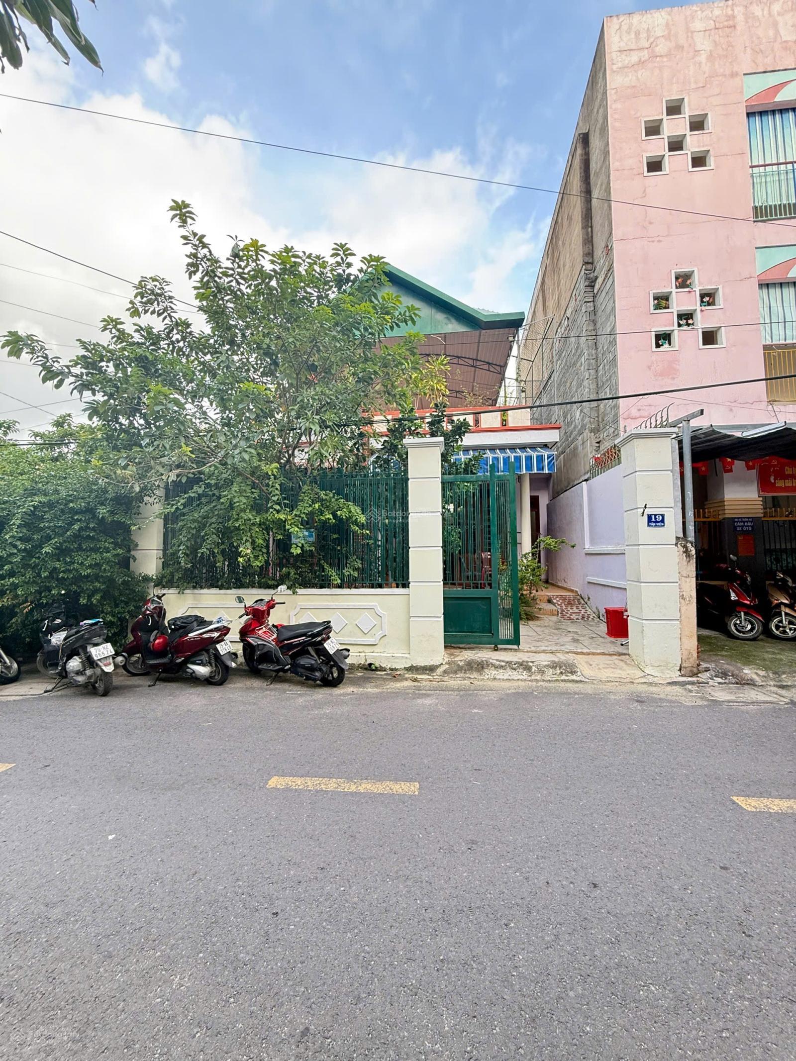 Cần bán nhà mặt tiền đường Tản Viên - phường Phước Hoà tttp Nha Trang 3PN 2WC