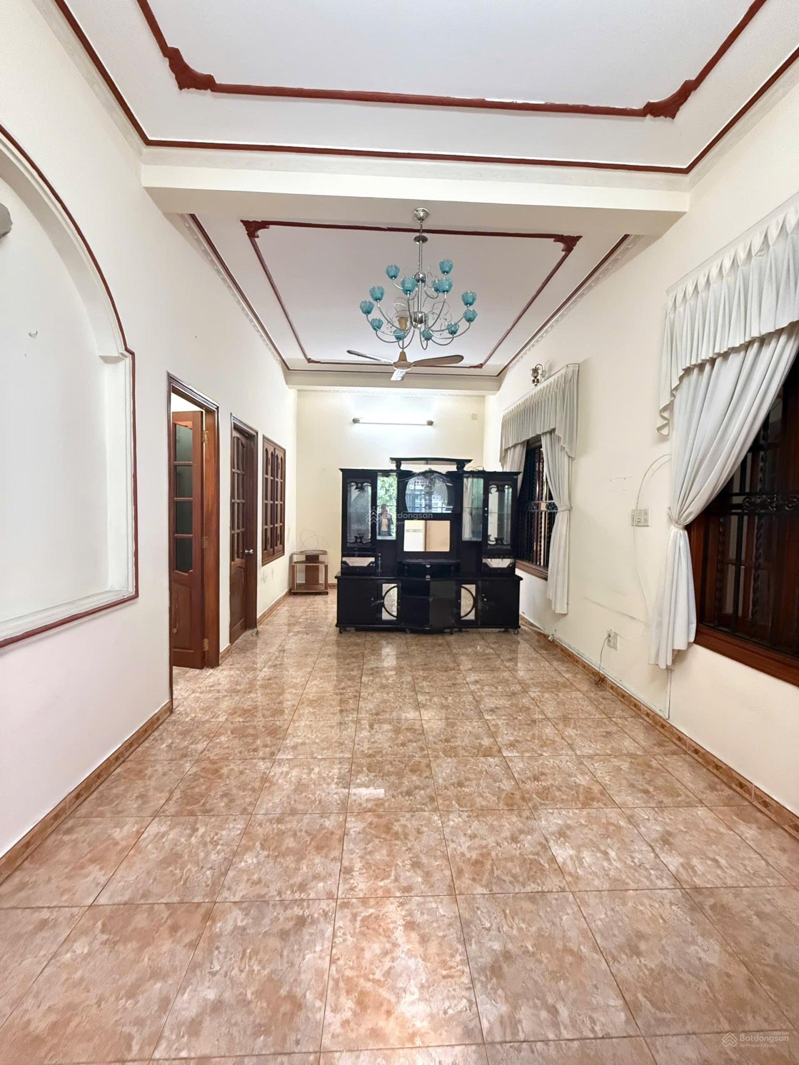 Cần bán nhà mặt tiền đường Tản Viên - phường Phước Hoà tttp Nha Trang 3PN 2WC