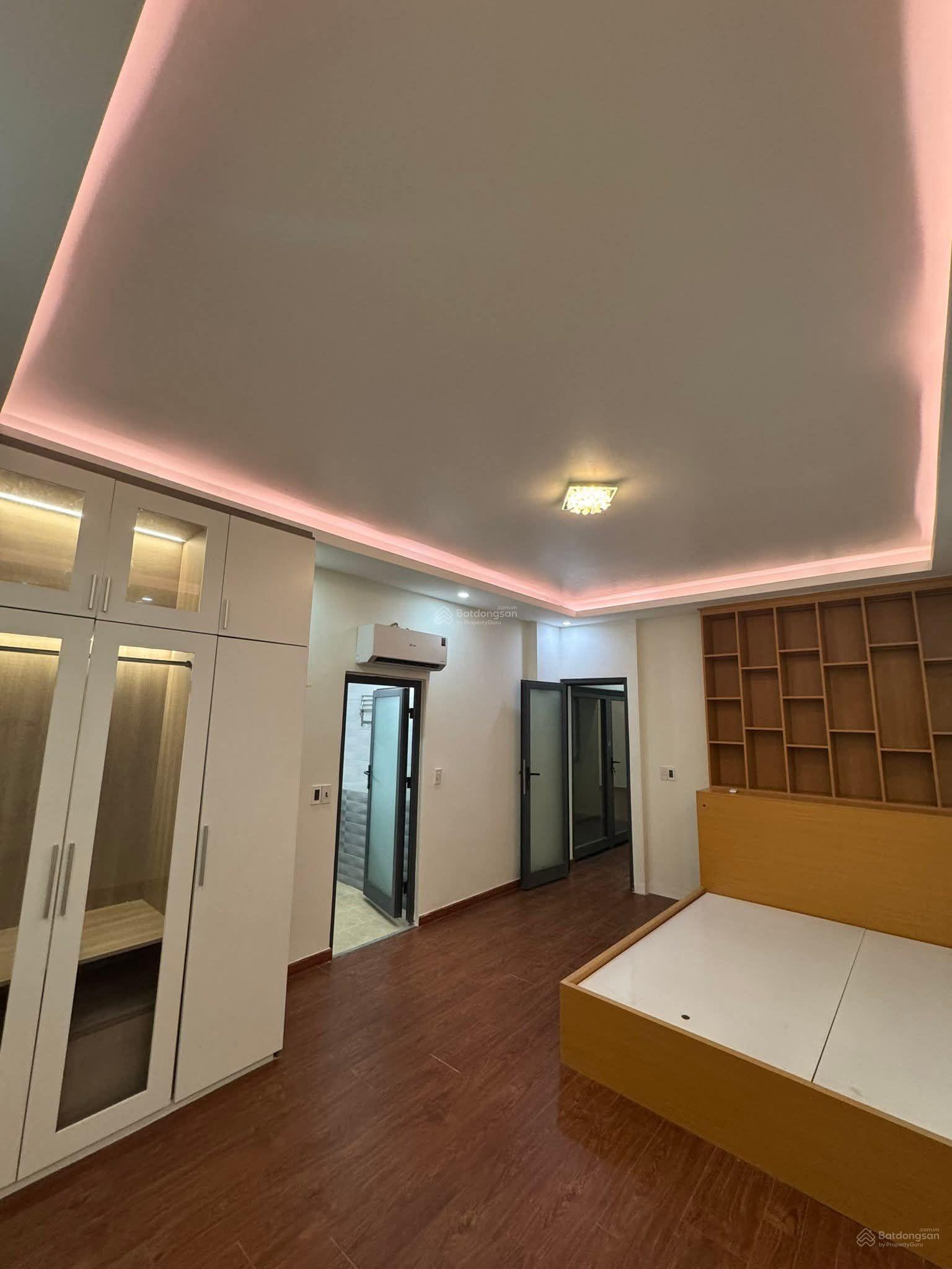 Chủ gửi Bhà mới chìa khoá trao tay- Khách vào ở đón tết 2026
- Tặng full Nội thất, máy giặt, tiv