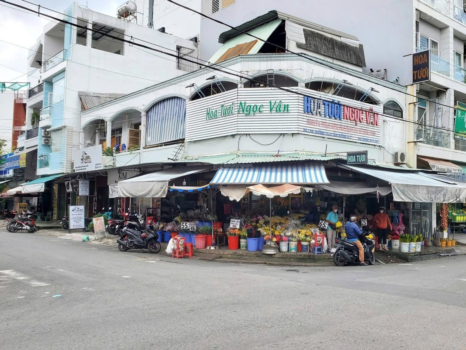 Nhà góc 2MT 86 đường 15 P.Tân Kiểng, Q7, TPHCM, DT 7.9x16.9m, 130m2, 54tỷ giảm 44tỷ