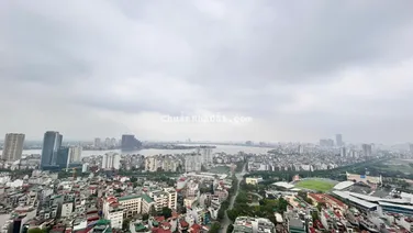 Bán căn hộ CC Kosmo Tây Hồ, View Hồ Tây rấ đẹp, 118m2, 3PN, 2WC, sẵn sổ sang tên cho khách mua.