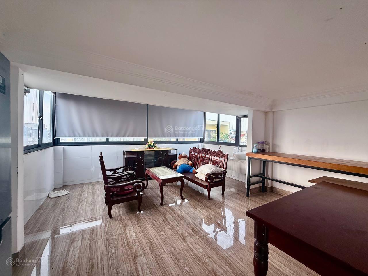 Bán căn hộ mặt tiền đường 61 Thảo Điền, Q2, HCM. DT sàn 190m2 ngàn 4.8m. Giá 13.7tỷ, hoàn công đủ Bán căn hộ mặt tiền đường 61 Thảo Điền, Q2, HCM. DT sàn 190m2 ngàn 4.8m. Giá 13.7tỷ, hoàn công đủ