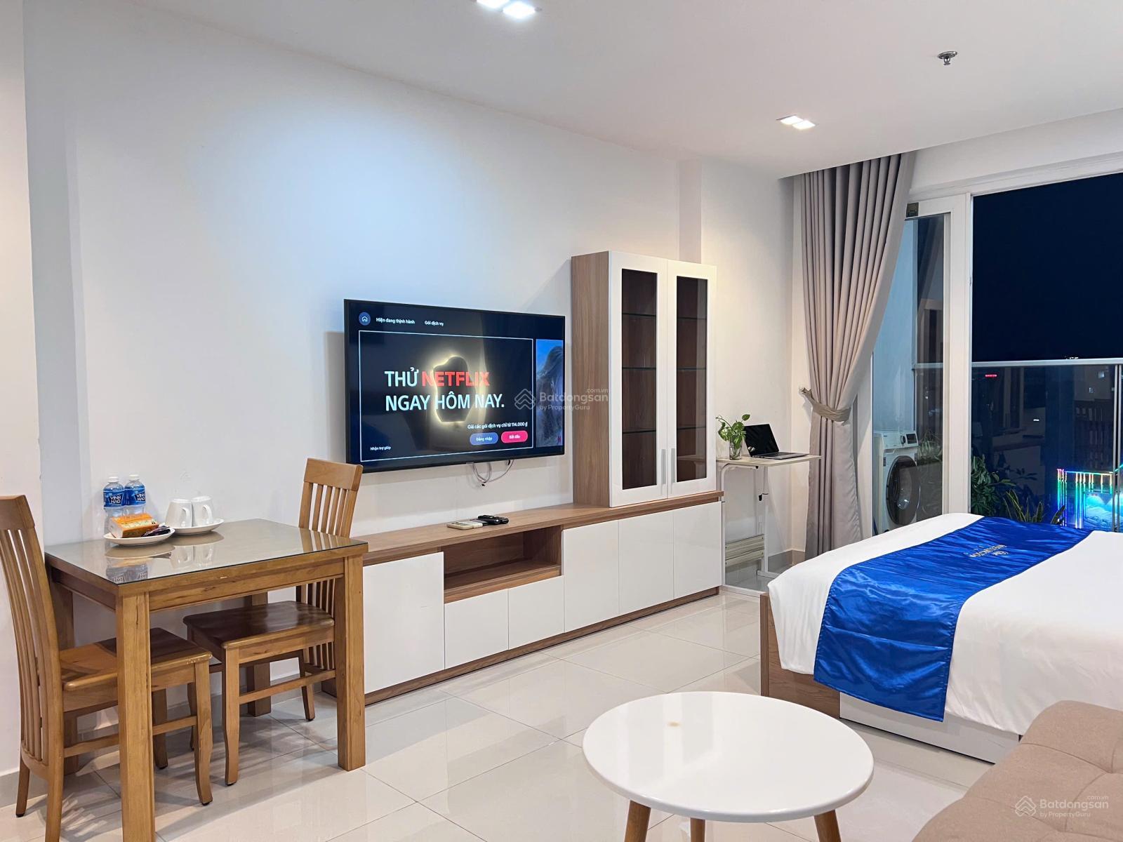 Chính chủ bán Officetel Sky Center 5B Phổ Quang, Dt: 36m2 - Giá bán: 2,6tỷ bao phí chuyển nhượng