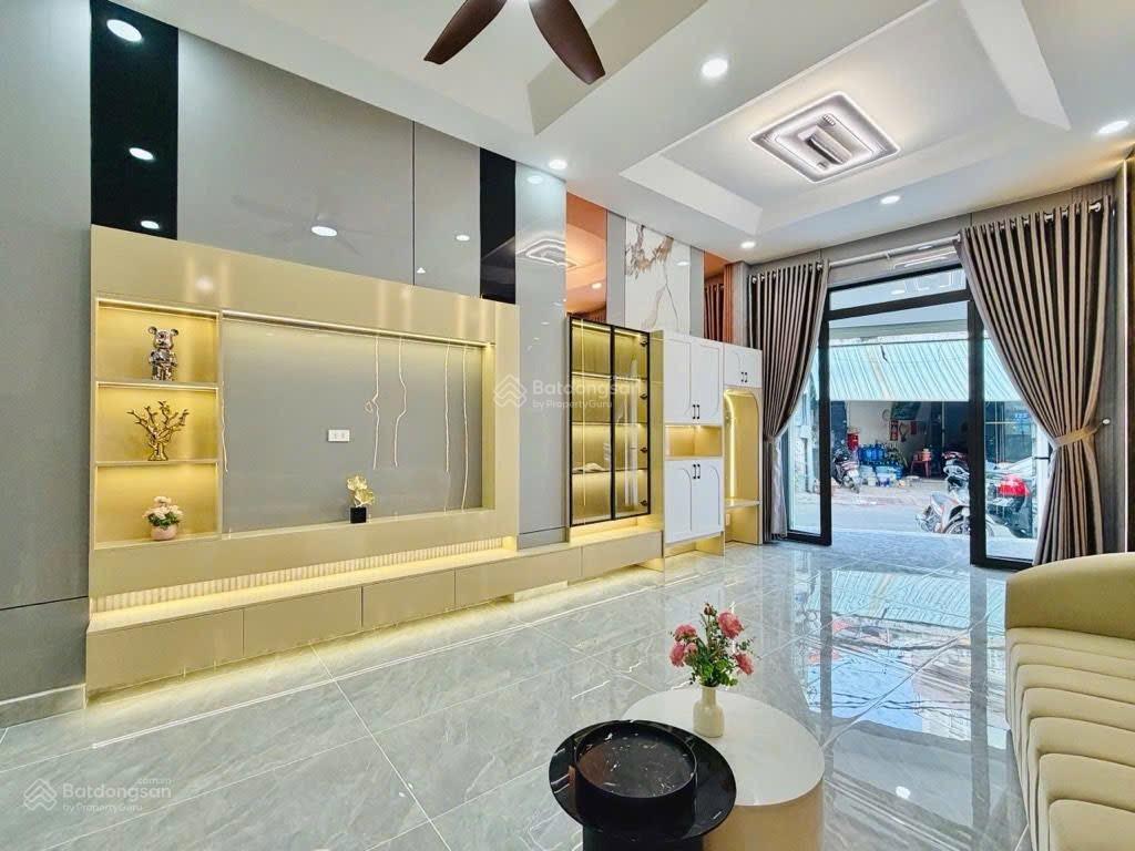 NHÀ MỚI MẶT TIỀN BÙI QUANG LÀ, P12, GÒ VẤP, 3 TẦNG, NỘI THẤT ĐẸP, SÁT CHỢ PVB, CHỈ 6,9 TỶ - TL