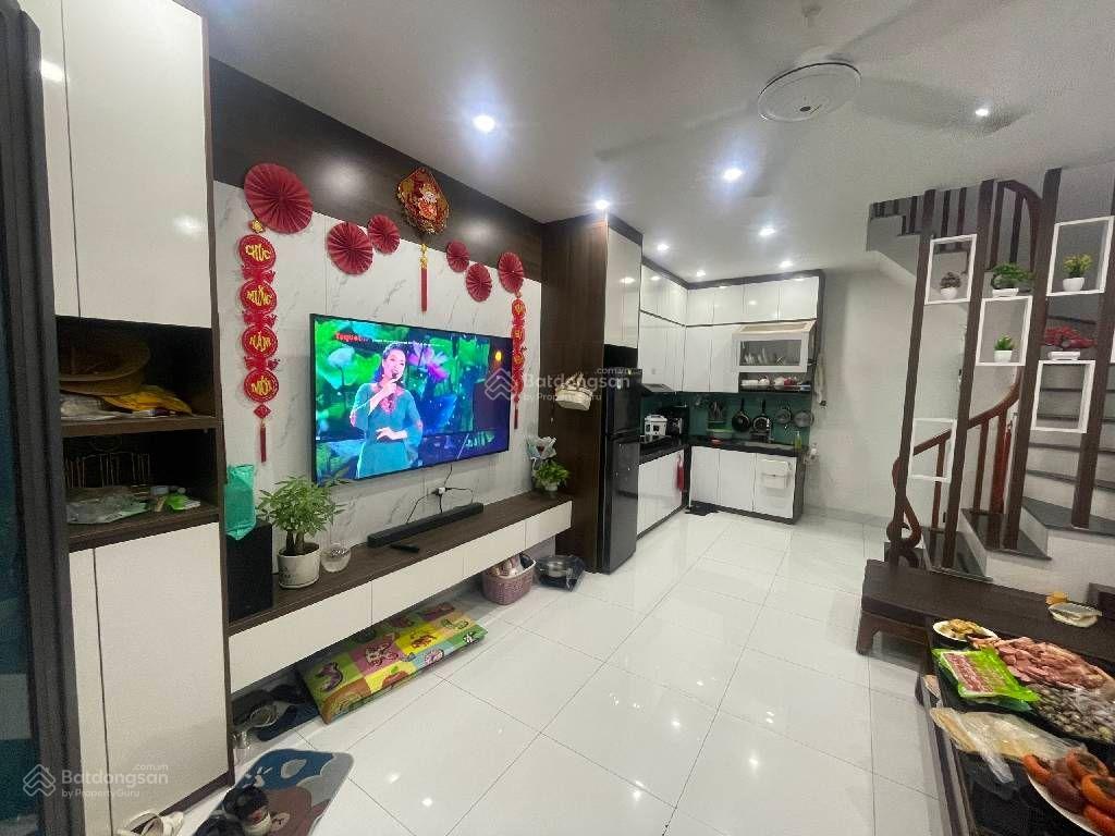 Nhà Phố Bạch Mai -Hai Bà Trưng -Thang Máy -Tặng Nội Thất -50 m2-6 Tầng