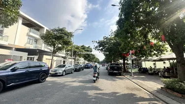 Nhà Sổ Sẳn Hoàn Công, Đường Hoàng Hoa Thám khu Phố BDS Tài Chính, Cực Sầm uất với Rất nhiều Vp. Cty