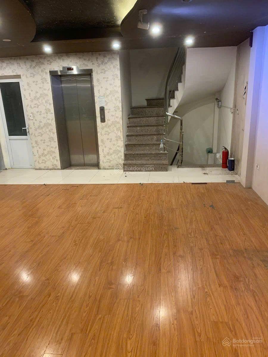 Nhà 9 tầng 160m2 giá 110 tỷ tại mặt phố Đoàn Thị Điểm