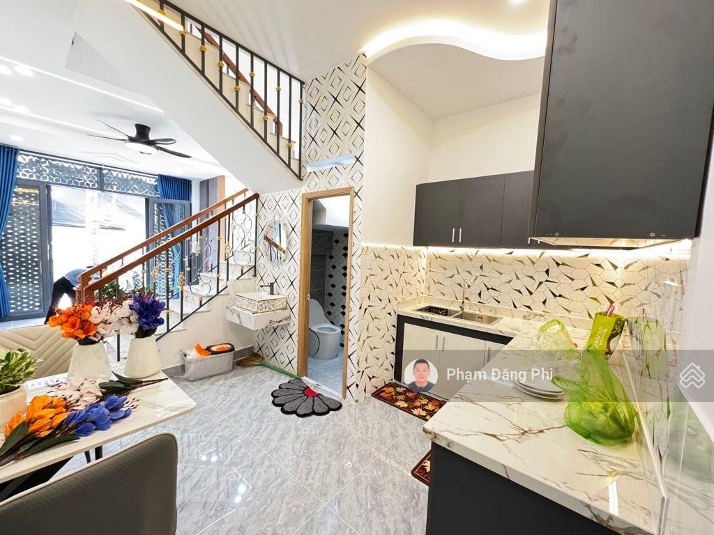 Ô TÔ ĐỖ CỔNG - CÁCH 1 CĂN RA MẶT TIỀN - NHÀ MỚI FULL NỘI THẤT - CÓ PN TẦNG TRỆT CHO NGƯỜI LỚN TUỔI.