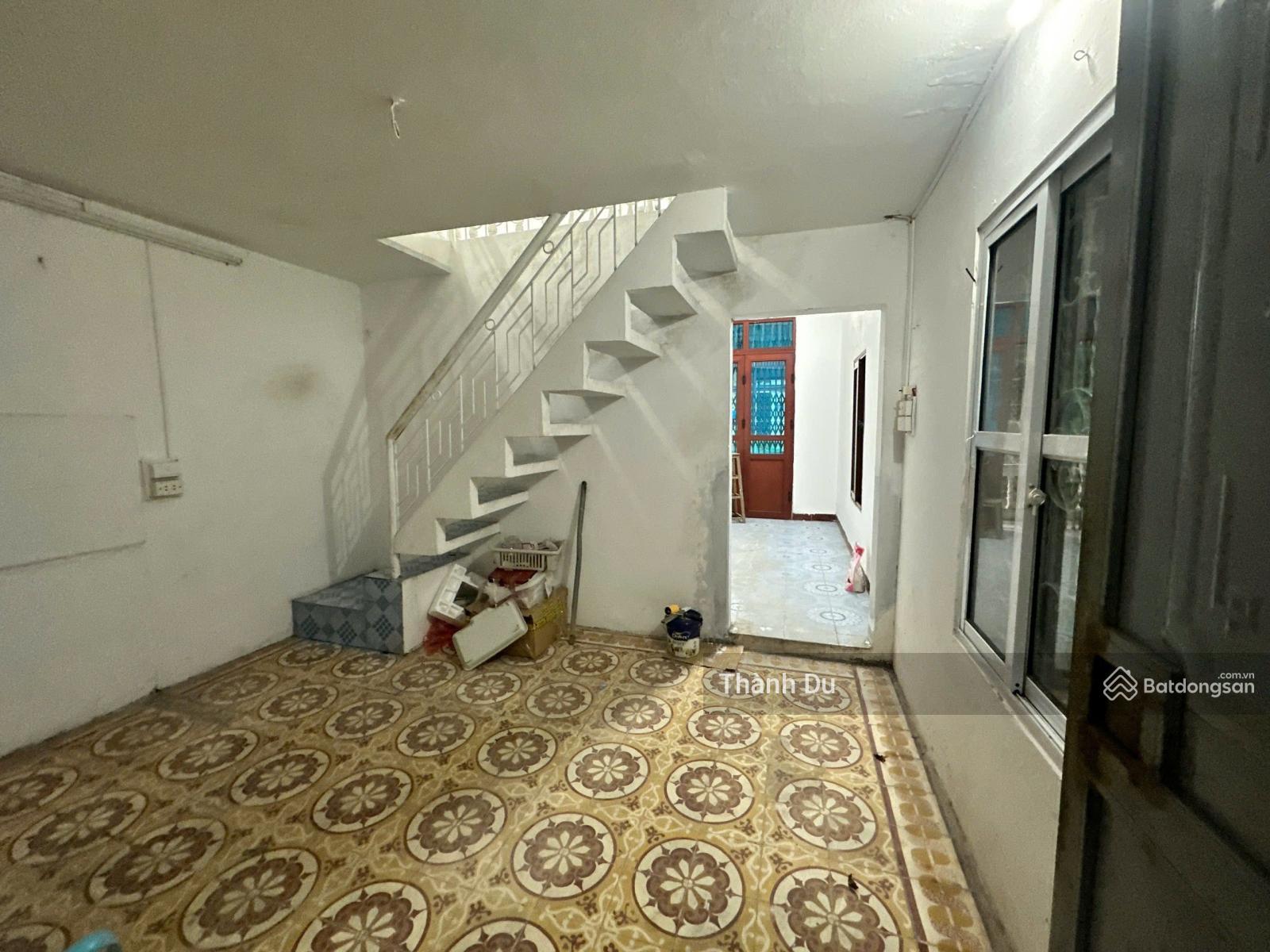 Cho thuê nhà nguyên căn phố Lý Sơn 65m2 giá 6 triệu / tháng