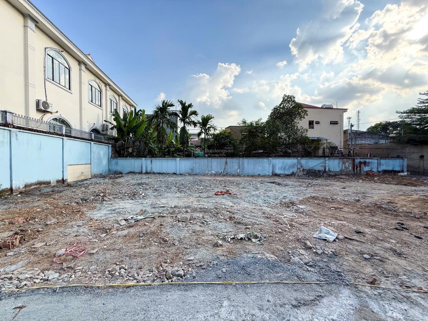 BÁN ĐẤT (DT: 60M2) SỔ RIÊNG THỔ CƯ 100% ĐƯỜNG OTO - XÂY DỰNG TỰ DO P. BỬU HOÀ. GIÁ CHỈ 2,150 TỶ