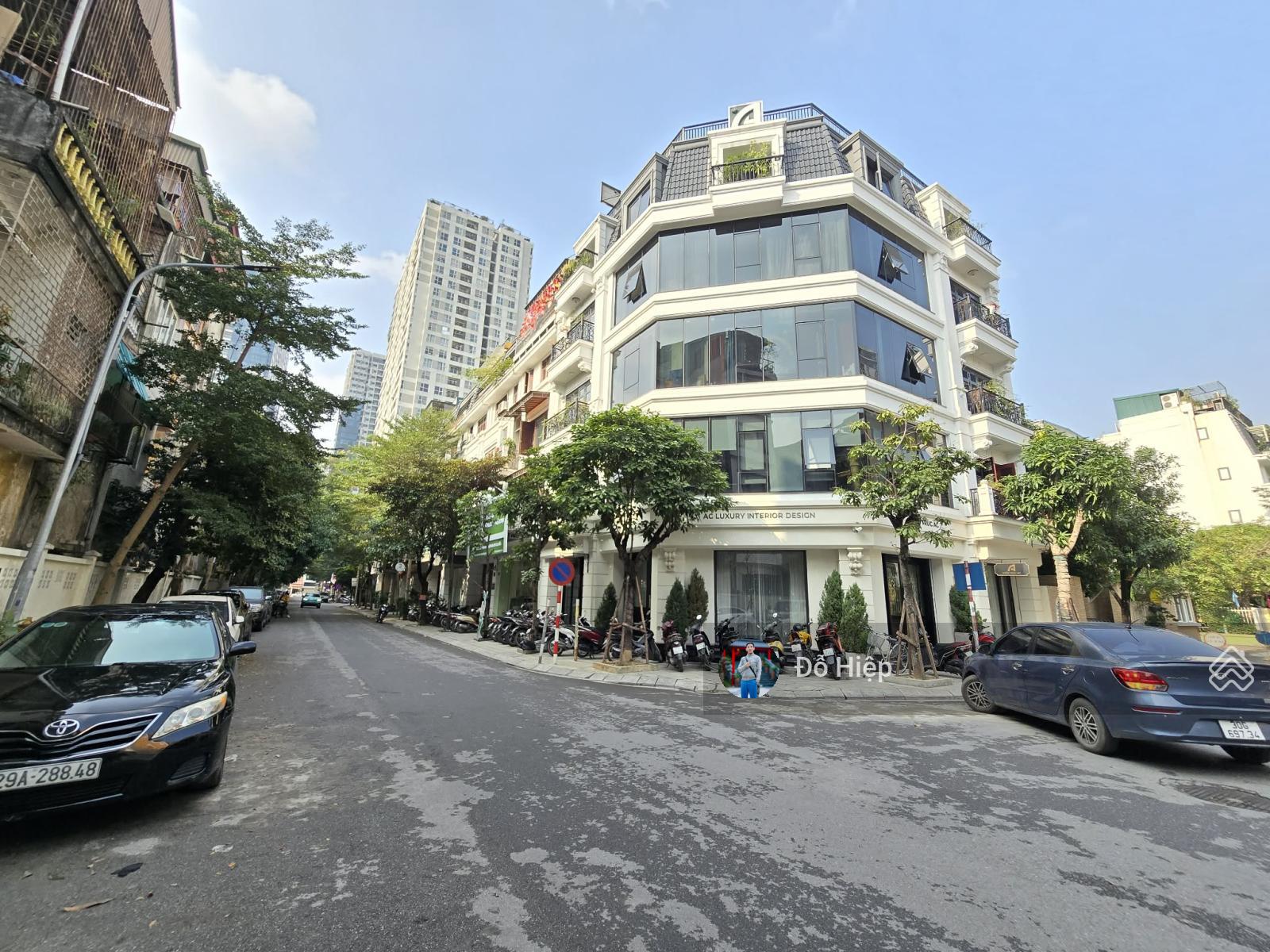 Liền kề 90 Nguyễn Tuân 75m²  xây 6 tầng  sổ đỏ chính chủ