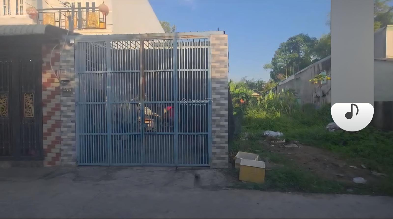 Chính chủ bán căn nhà cấp 4 diện tích 117m2 hẻm xe hơi, gần Vinhome Quận 9 (5 tỷ)