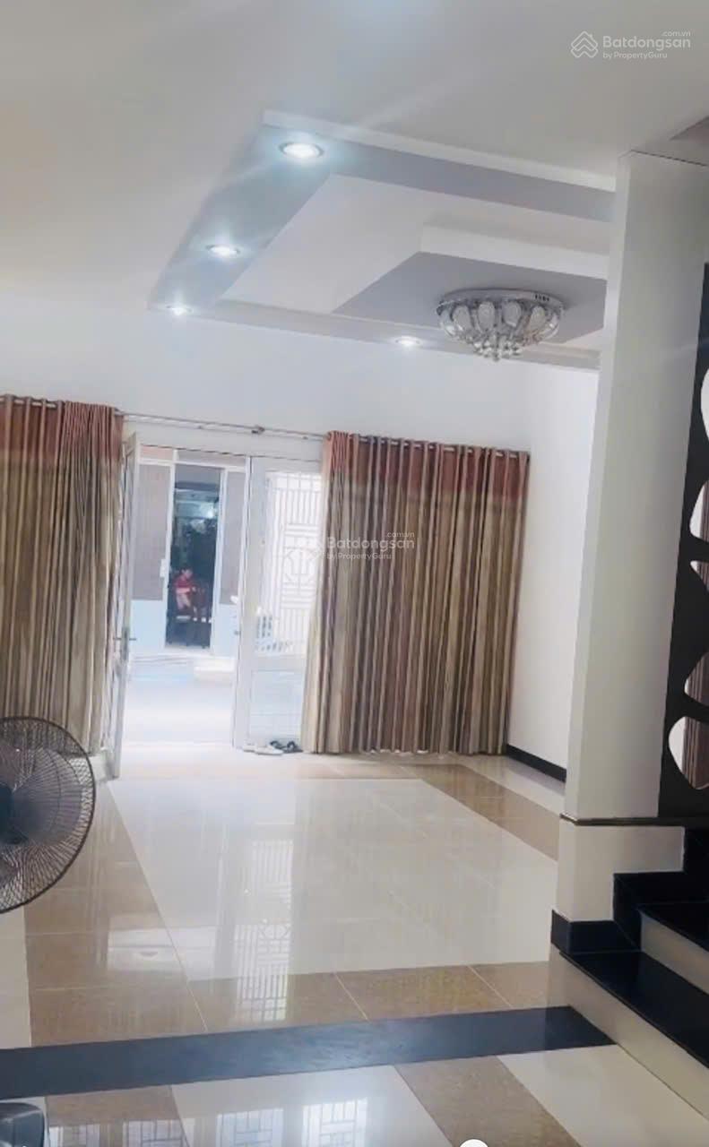 Cho thuê nhà mới đường Lê Văn Sỹ, P. 13, Quận 3, diện tích: 5x17m, 3 lầu, 7PN, giá 45tr/th Cho thuê nhà mới đường Lê Văn Sỹ, P. 13, Quận 3, diện tích: 5x17m, 3 lầu, 7PN, giá 45tr/th