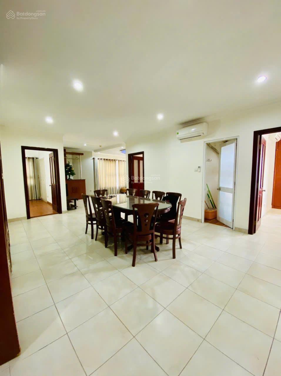 Cho thuê căn Hộ Cc Phúc Yên 1 - Phan Huy ích , 132m2 , 3pn , 3wc , full Nt giá 15tr Lh 0933 481 ***