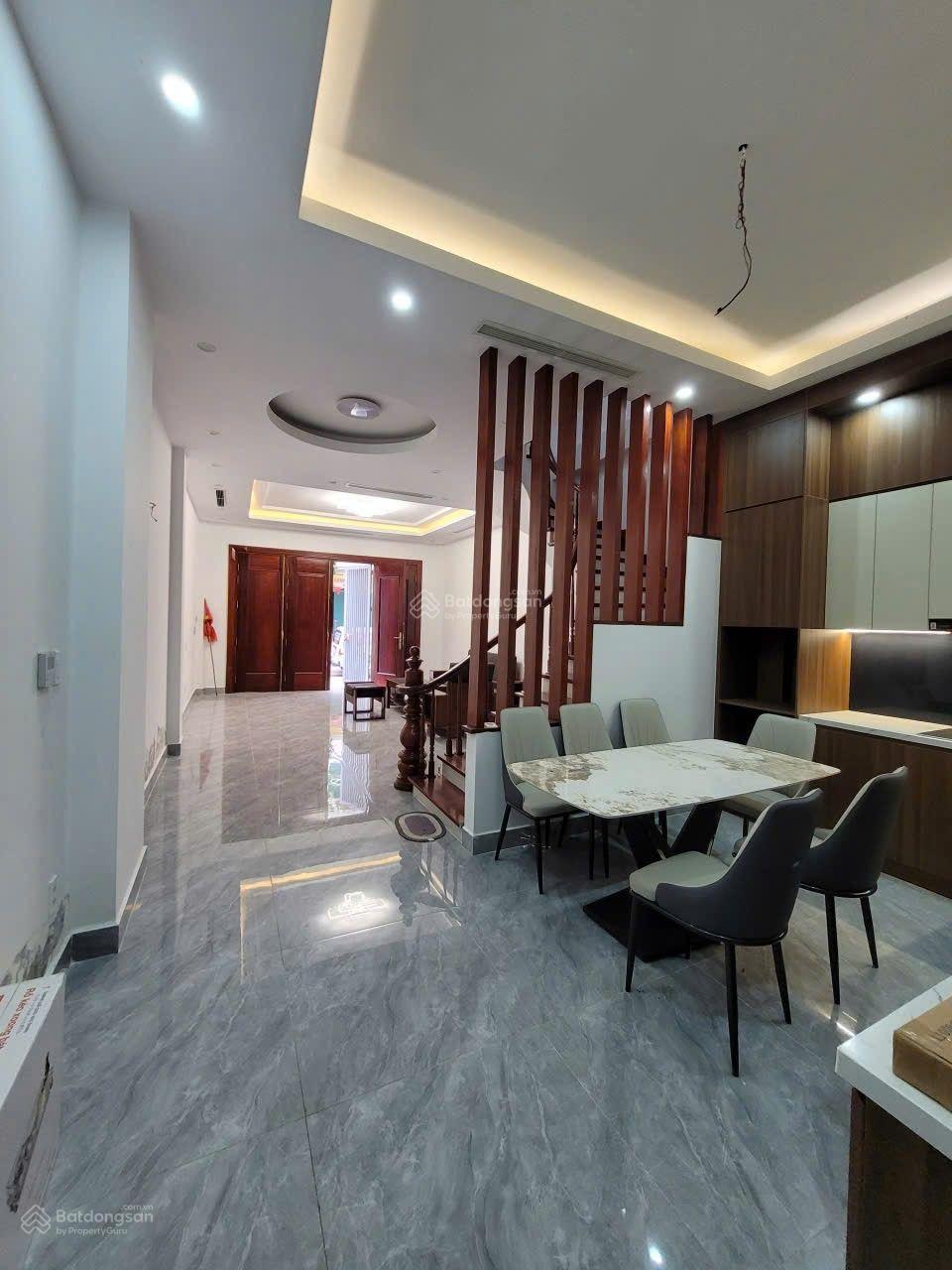 Liền kề 21.5 tỷ, DT 67.2m2, MT 5m, 5 Tầng, KĐT NAM THẮNG, ngõ 67 Phùng Khoang, Nam Từ Liêm