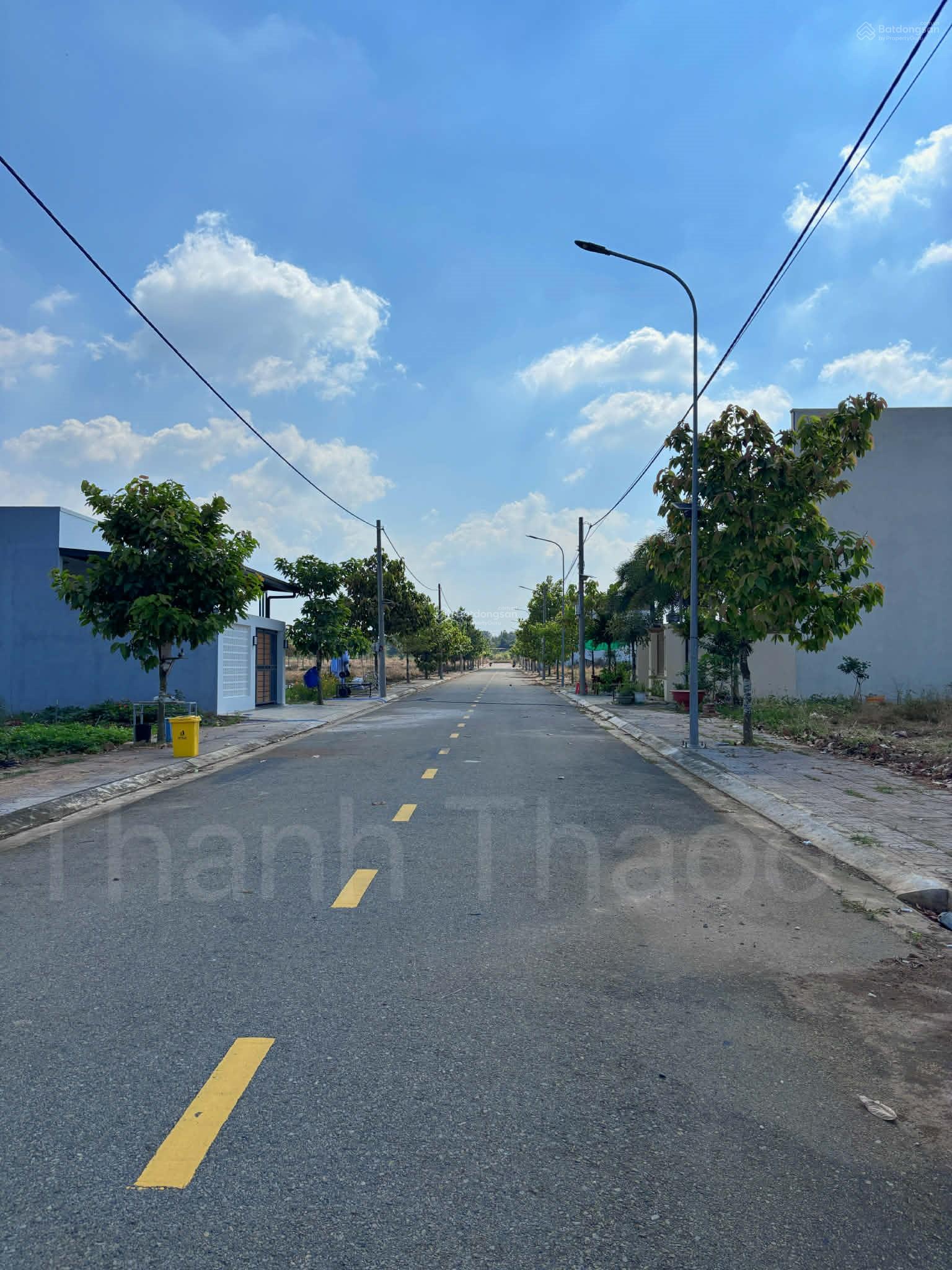 ĐẤT MẶT TIỀN ĐƯỜNG NHỰA TRỤC CHÍNH - DÂN CƯ HIỆN HỮU