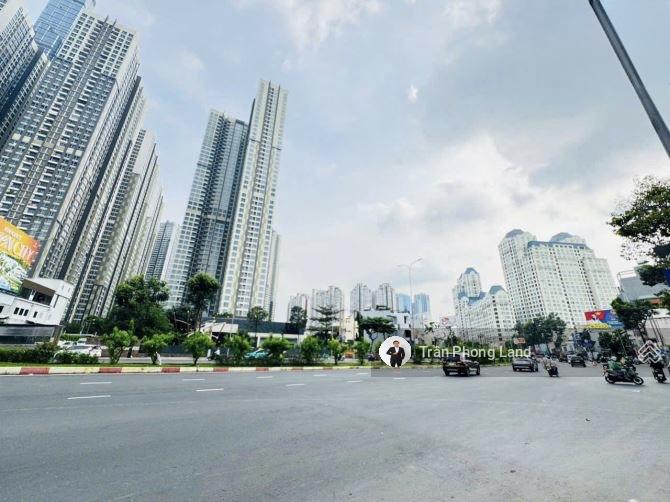 Chính chủ gửi bán nhà mặt tiền 141-143 Nguyễn Hữu Cảnh, P22, Q. Bình Thạnh, 7.8x19m, 0938 140 ***