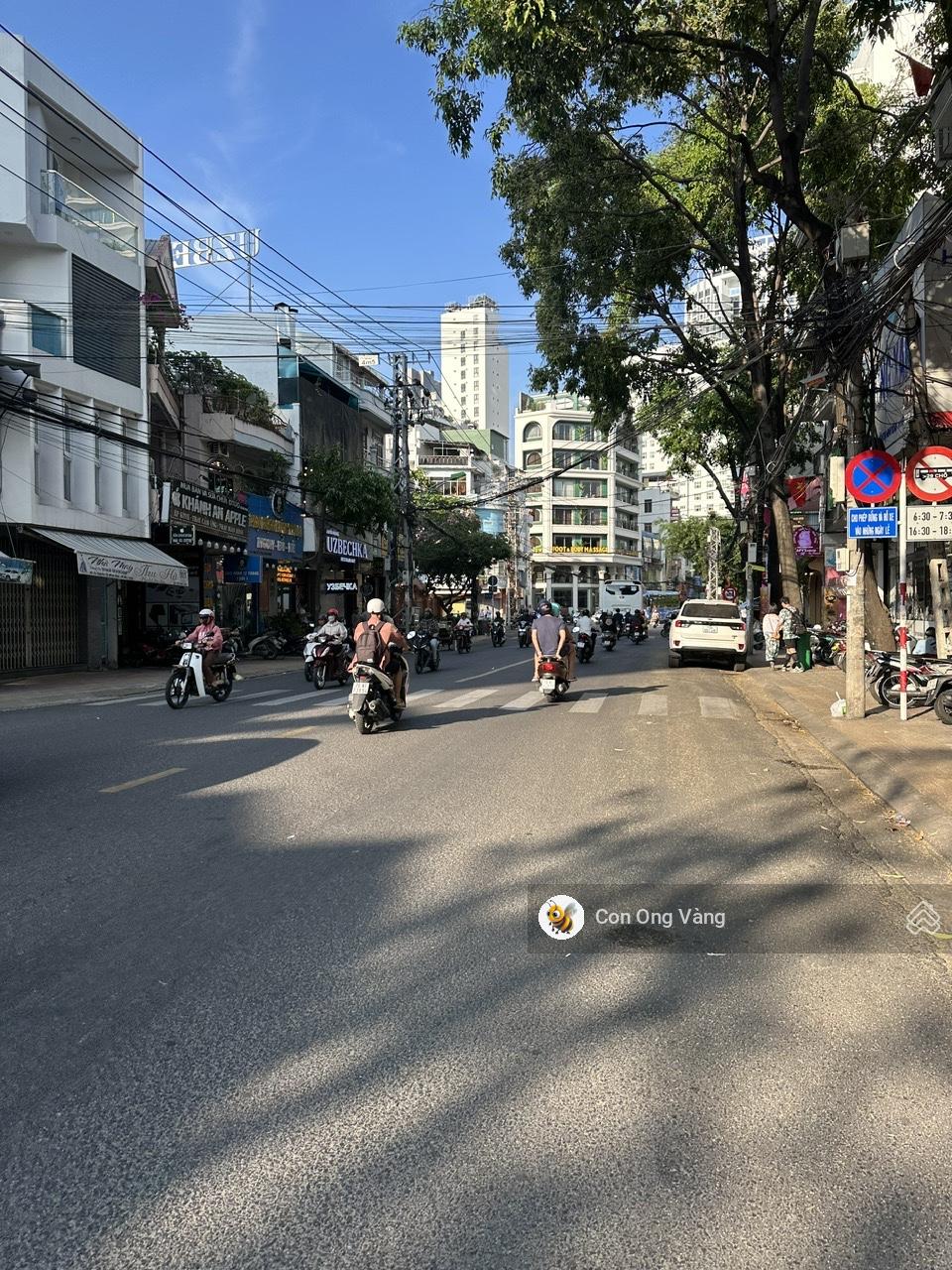 Bán nhà hẻm oto đường biệt thự gần biển, phù hợp ở và kinh doanh