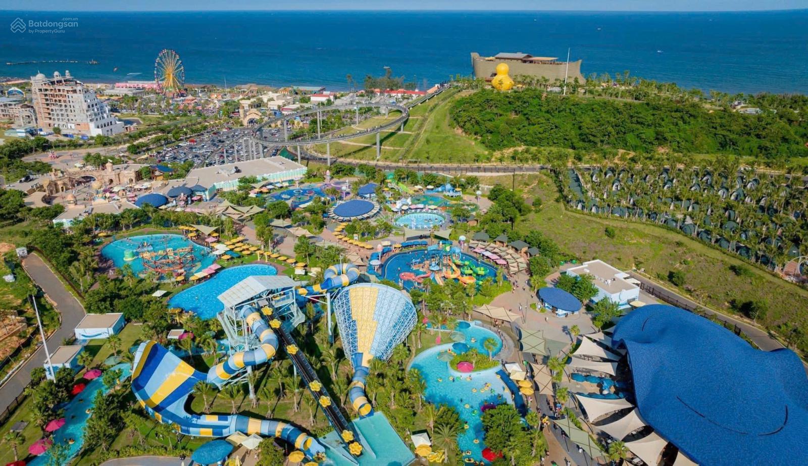 Kẹt tiền bán cắt lỗ Biệt thự hướng Đông nam giá chỉ 4.4 tỷ Bao thuế phí, giá tốt - vị trí đẹp Kẹt tiền bán cắt lỗ Biệt thự hướng Đông nam giá chỉ 4.4 tỷ Bao thuế phí, giá tốt - vị trí đẹp