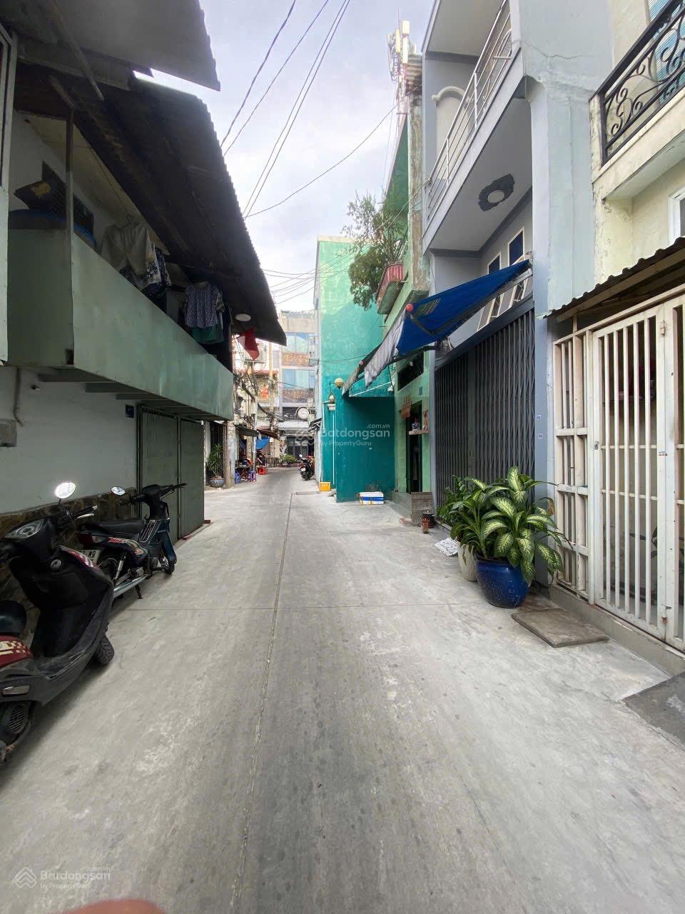 Bán nhà 3 tầng hẻm Đội Cung, P. 11, Quận 11, gần đường lớn, gần Vòng Xoay Lê Đại Hành, 3.55 tỷ Bán nhà 3 tầng hẻm Đội Cung, P. 11, Quận 11, gần đường lớn, gần Vòng Xoay Lê Đại Hành, 3.55 tỷ