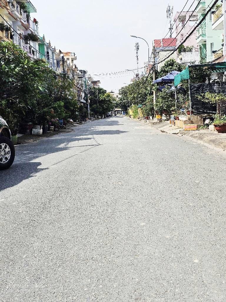 Lô góc 2 mặt tiền kinh doanh không lộ giới Tên Lửa - 4x15m - 4 tầng dòng tiền 20tr - chỉ hơn 7 tỷ