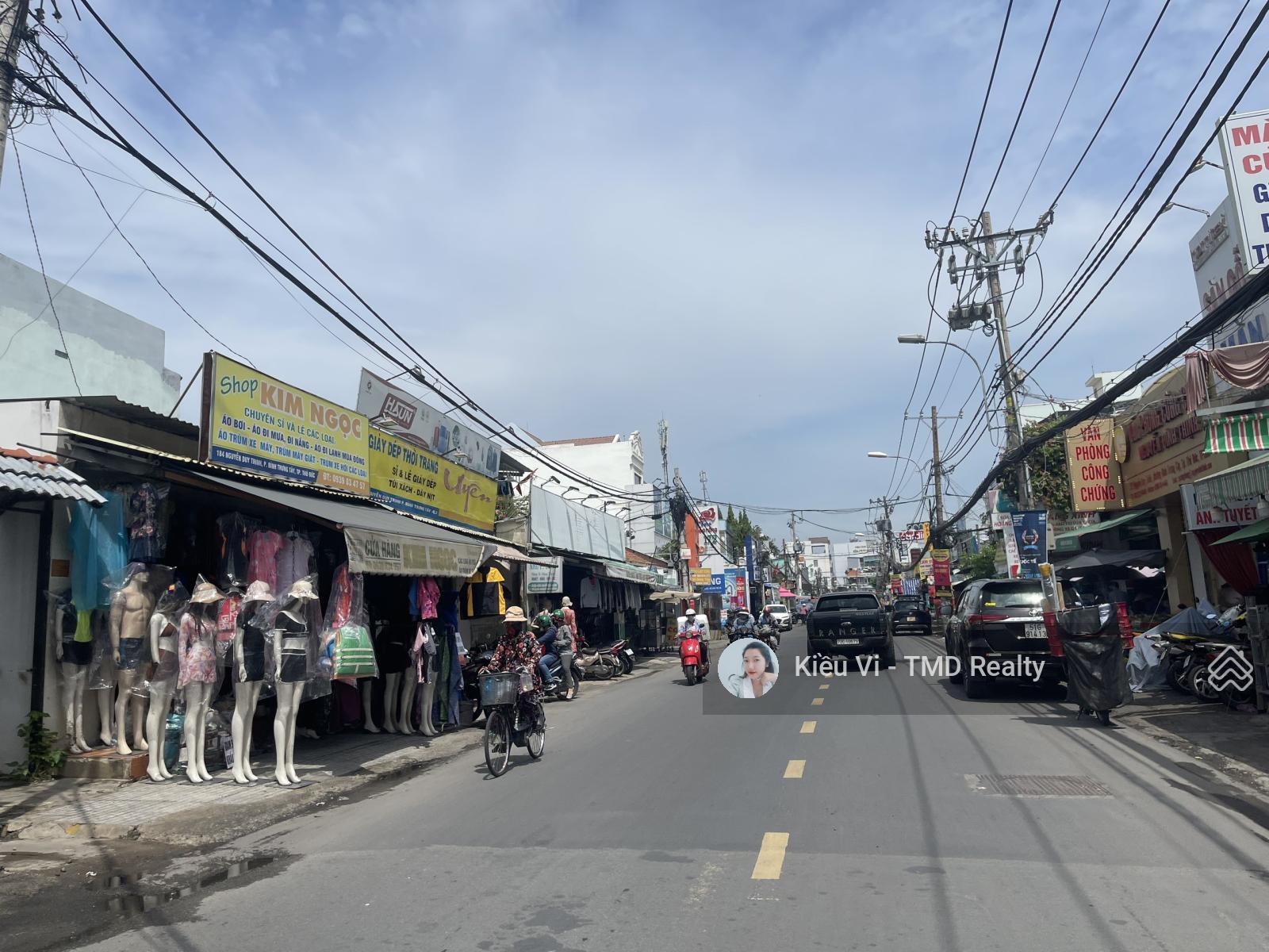 Bán đất nền giá tốt - Vị trí đẹp nhất mặt tiền đường Nguyễn Duy Trinh, Quận 2, sẵn dòng tiền HĐT Bán đất nền giá tốt - Vị trí đẹp nhất mặt tiền đường Nguyễn Duy Trinh, Quận 2, sẵn dòng tiền HĐT