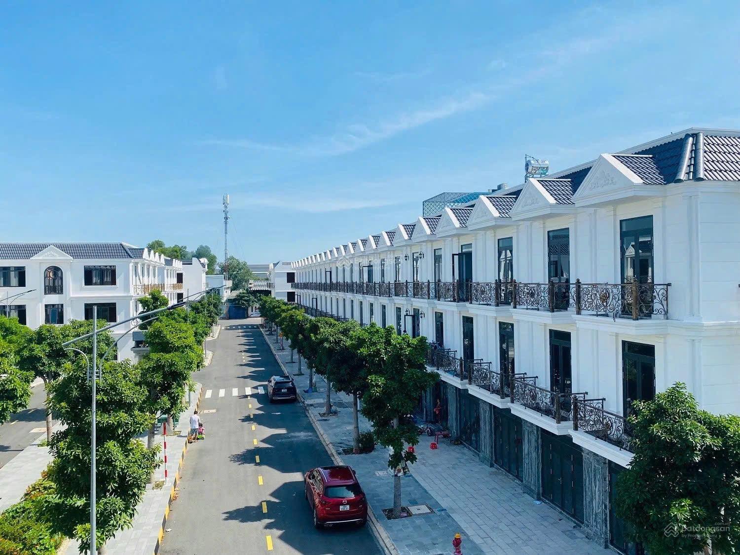 Nhà 3 tầng khu XD đồng bộ cao cấp có bảo vệ