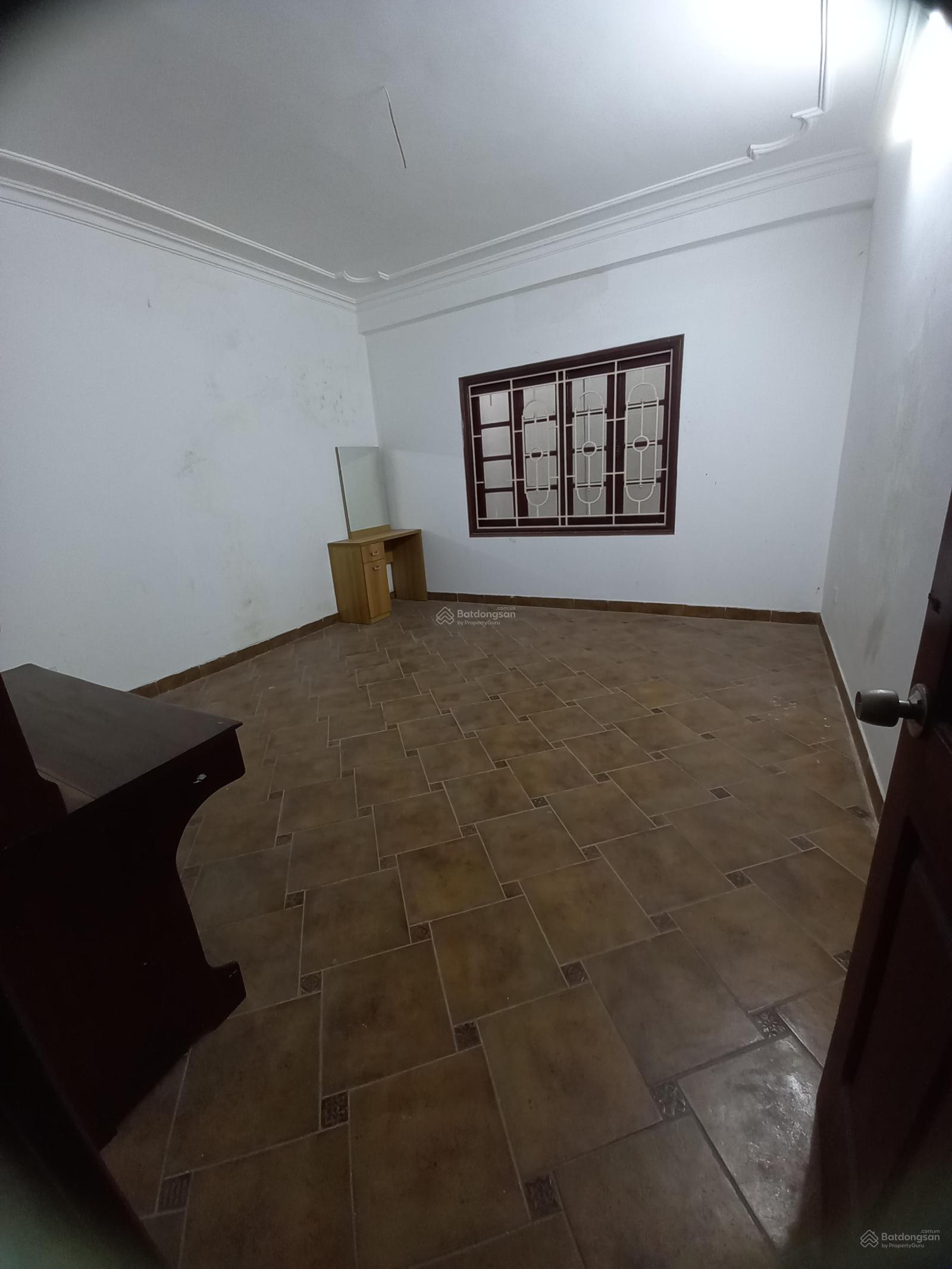 Chính chủ cho thuê nhà Đỗ Quang, Nguyễn Thị Định. DT 100m2 x 4 tầng, lh 0963 833 ***.