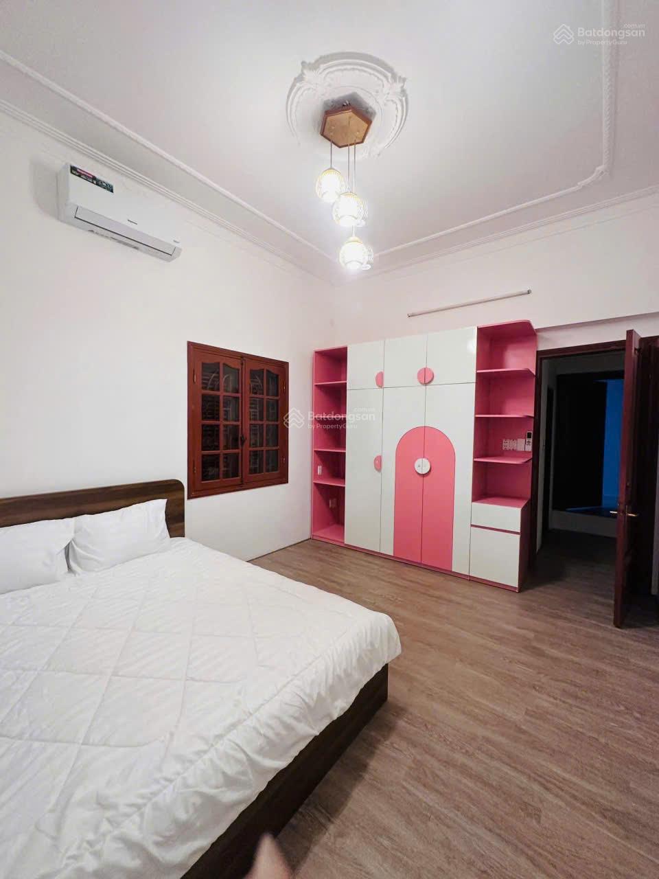 Bán biệt thự mini 2 tầng sân vườn siêu đẹp ngay ngã tư Quang Trung - Đống Đa, vị trí vàng