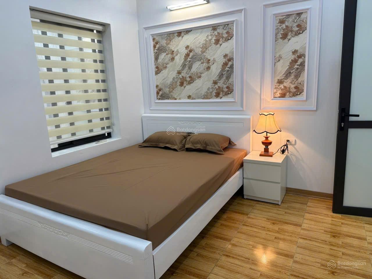 Cho thuê CHTT Nguyễn Phong Sắc, tầng 4
80m2, 4n, 2vs, full đồ