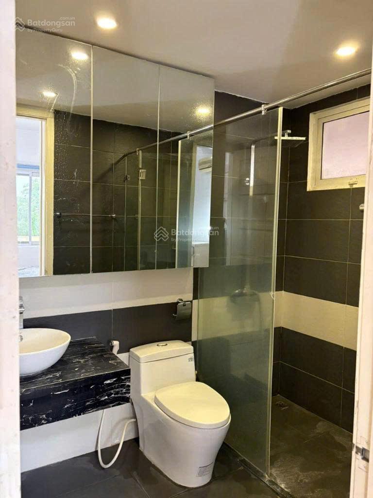 CẦN CHO THUÊ CĂN HỘ CAO CẤP 4 Ngủ - FULL đồ -TOÀ E CIPUTRA - TÂY HỒ - LH : 0825 741 ***