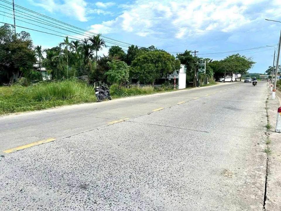 Bán lô đất mặt tiền ĐT609B  thị trấn Ái Nghĩa | Chỉ 1tỷ3x. Mặt tiền kinh doanh buôn bán, cho thuê