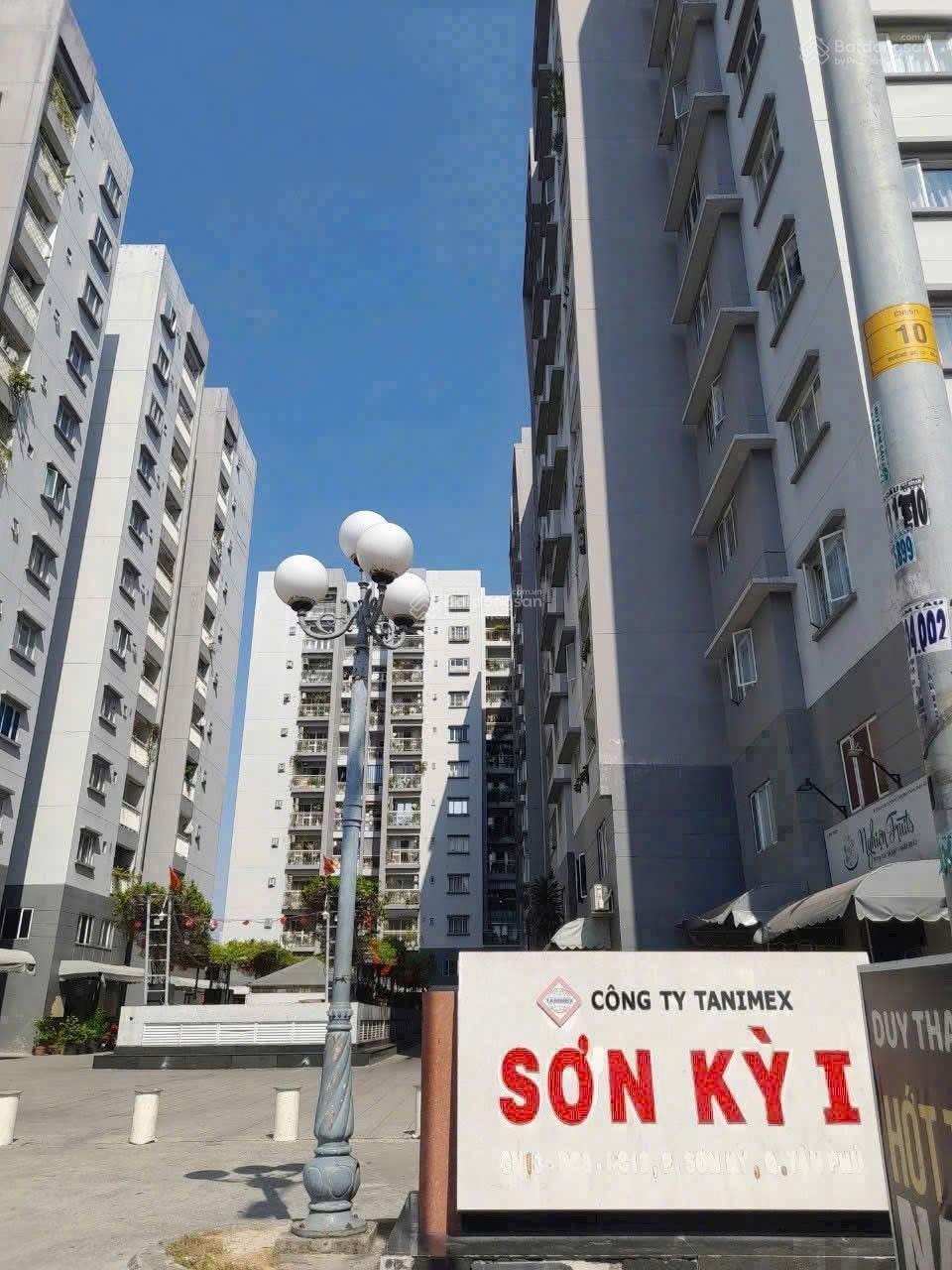 Chính chủ Bán CC Sơn Kỳ 1, giáp Aeon TP DT 63m2 3 tỷ2 nội thất dính tường. Sổ lâu dài 2018