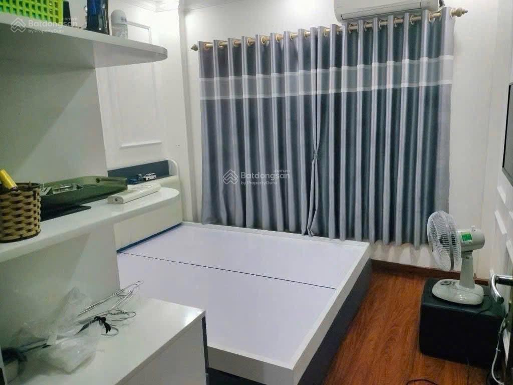 Nhà cực rẻ - mua xong lãi luôn 500tr. Nhà Quận Ủy Bắc Từ Liêm 35m2, 4 tầng giá 6 tỷ