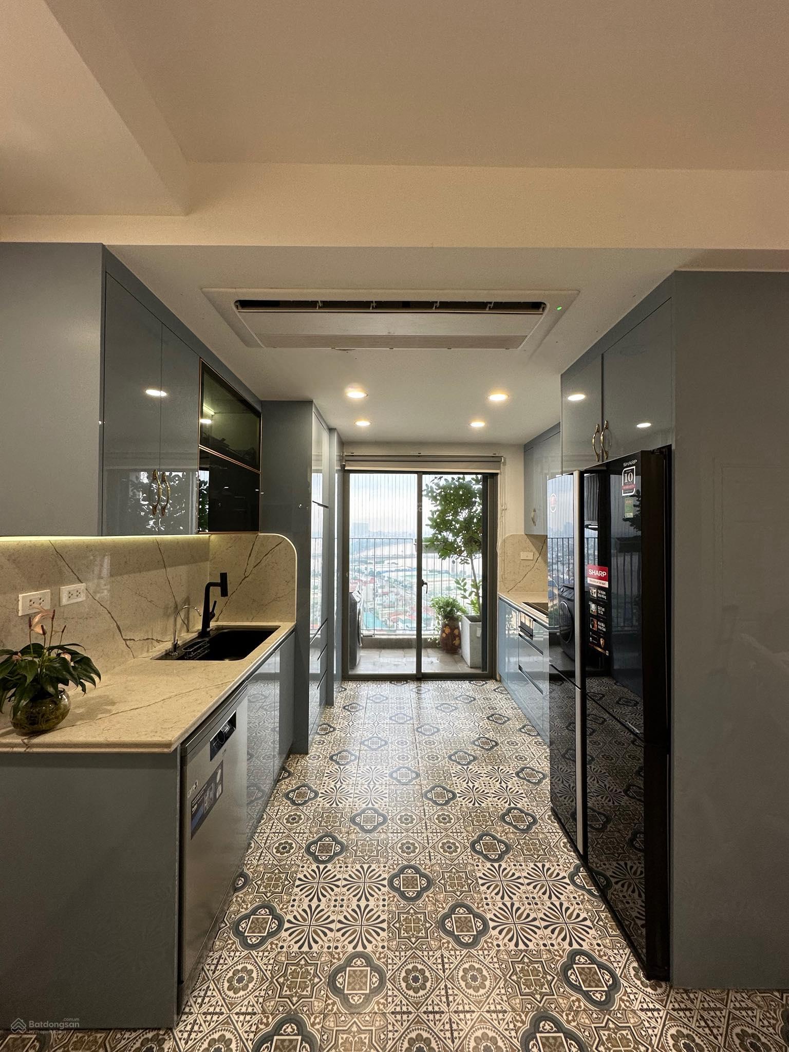 Chủ cần bán trước tết 3pn view sông đẹp T và T 440 Vĩnh Hưng. Chủ cần bán trước tết 3pn view sông đẹp T và T 440 Vĩnh Hưng.