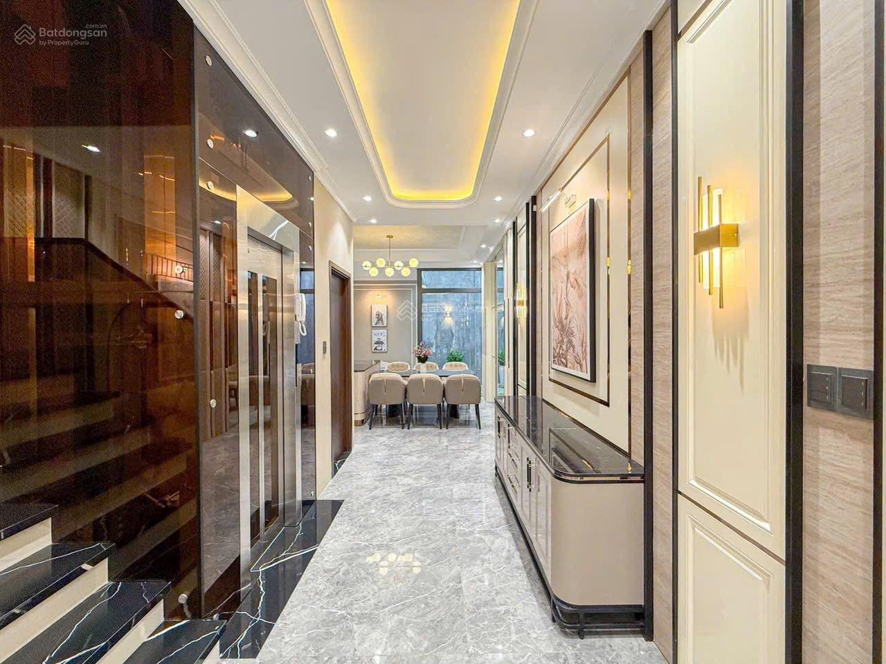 Bán NR đẹp tại D6, Phú Mỹ, Q7, 18,6 tỷ, 90m2, 4PN, 4WC-5x18-có thang máy Bán NR đẹp tại D6, Phú Mỹ, Q7, 18,6 tỷ, 90m2, 4PN, 4WC-5x18-có thang máy