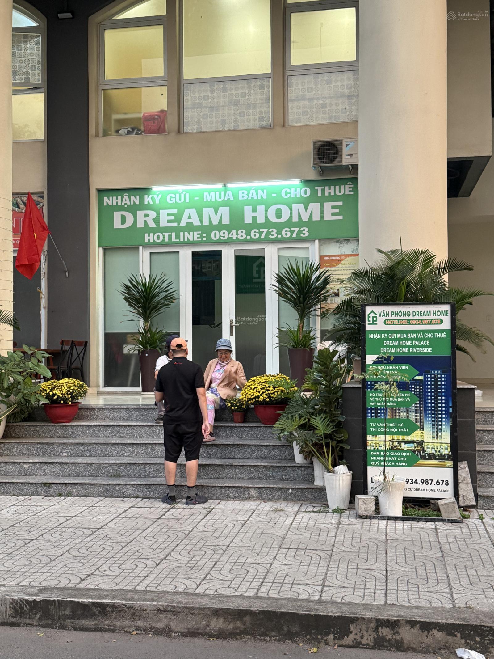 Chủ nhà bán 2 Căn 62m2; Tầng 6 Giá 2,6 tỷ/ Tầng cao - Đông nam - Giá 2,650 tỷ. LH Xem: 0909 086 ***