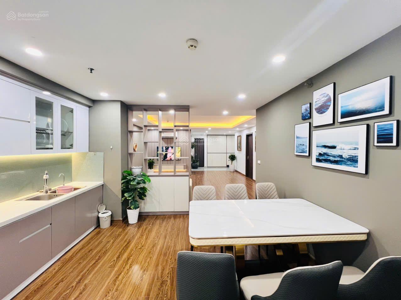 Bán căn hộ chung cư 2PN + 2WC, 65m2, giá 6,9 tỷ tại Handi Resco Lê Văn Lương LH: 0971 864 ***