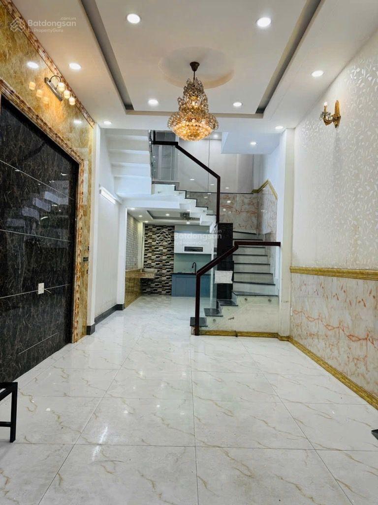 Bán Nhà Mặt Phố 100m2, 12 tỷ tại Nguyễn Phúc Chu, Tân Bình, HCM - Đẹp, Nhiều Tiện Ích, Trường học