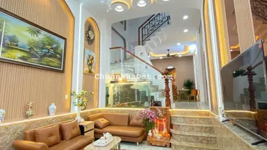 Kẹt tiền bán nhà Hậu Giang, 4.5 x 17, 5 tầng BTCT, 5 phòng, có sân thượng, hẽm rộng tiện kinh doanh